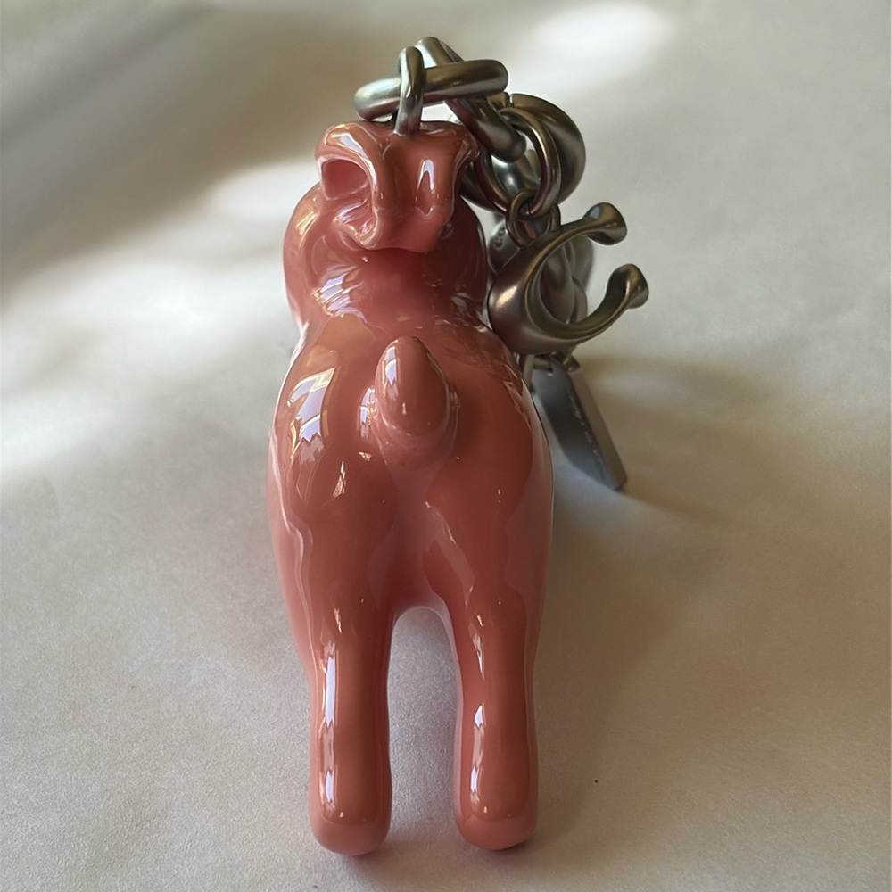 🐰🌸🐰Coach Silver and Pink Bunny Charm Key Chain 🐰🌸🐰  NWT 🐰🌸🐰 - Picture 15 of 16